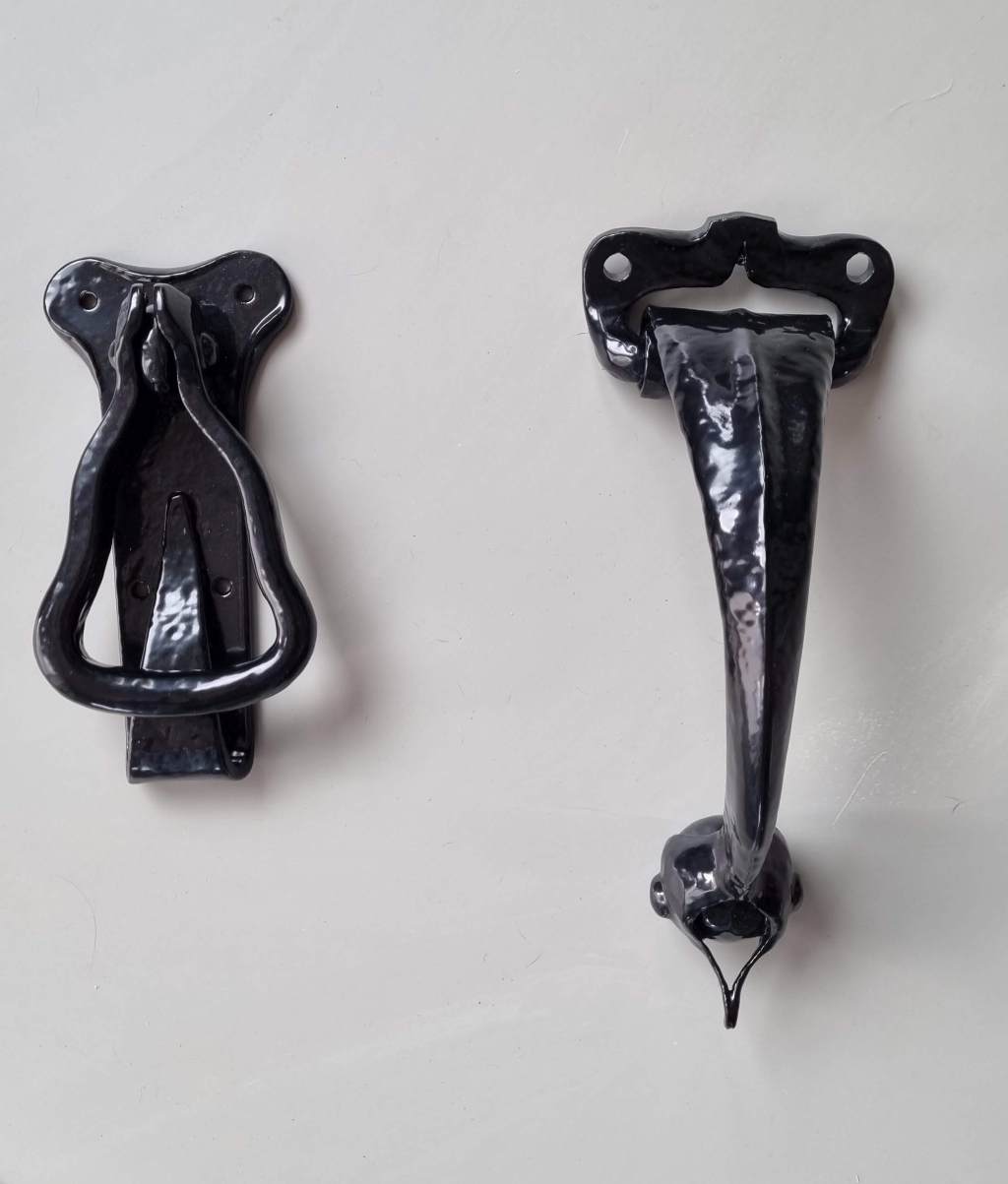 De originele klopper en deurgreep - Scheveningselaan 136